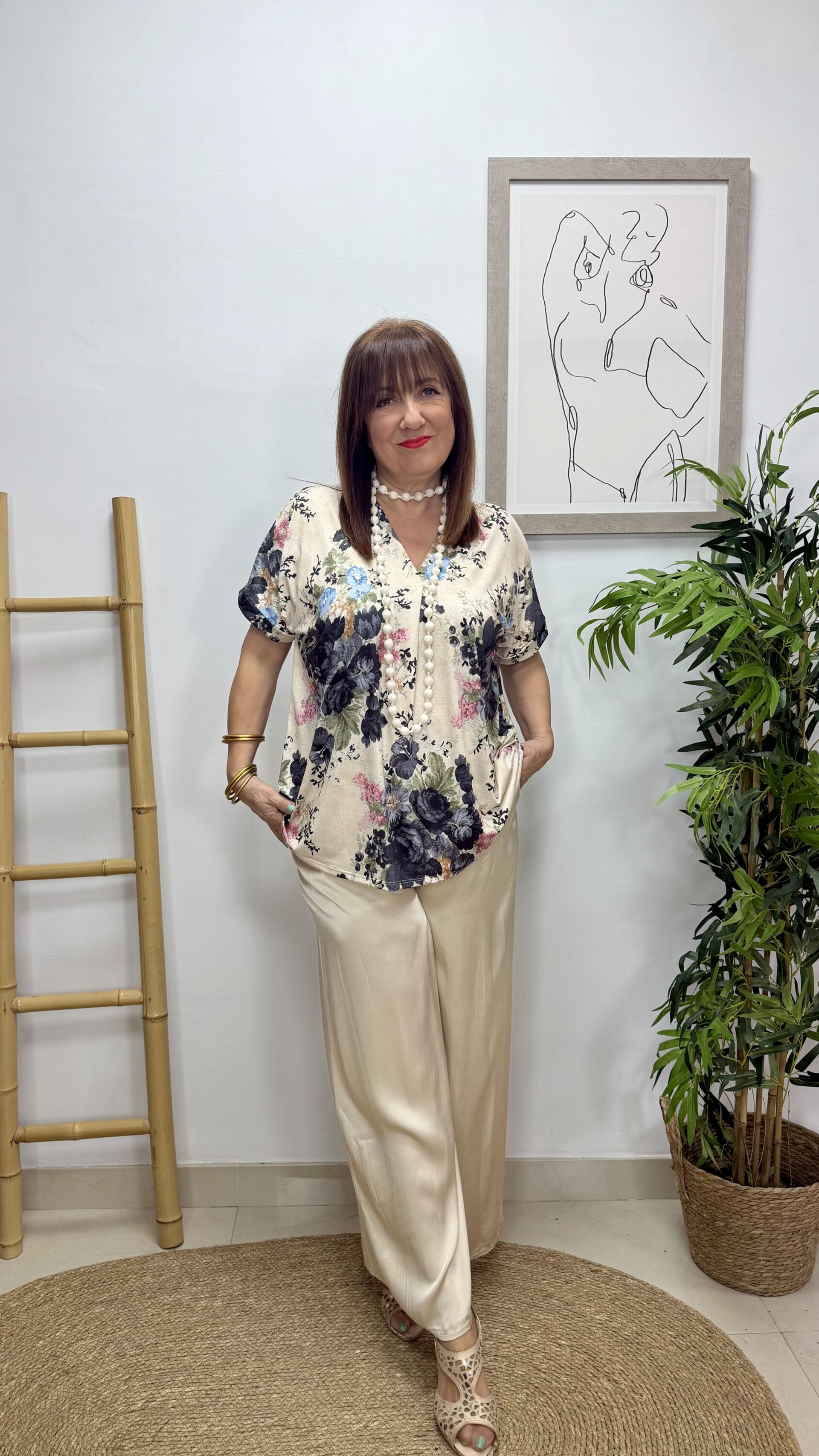 Blusa Floral Gris Claro - 2