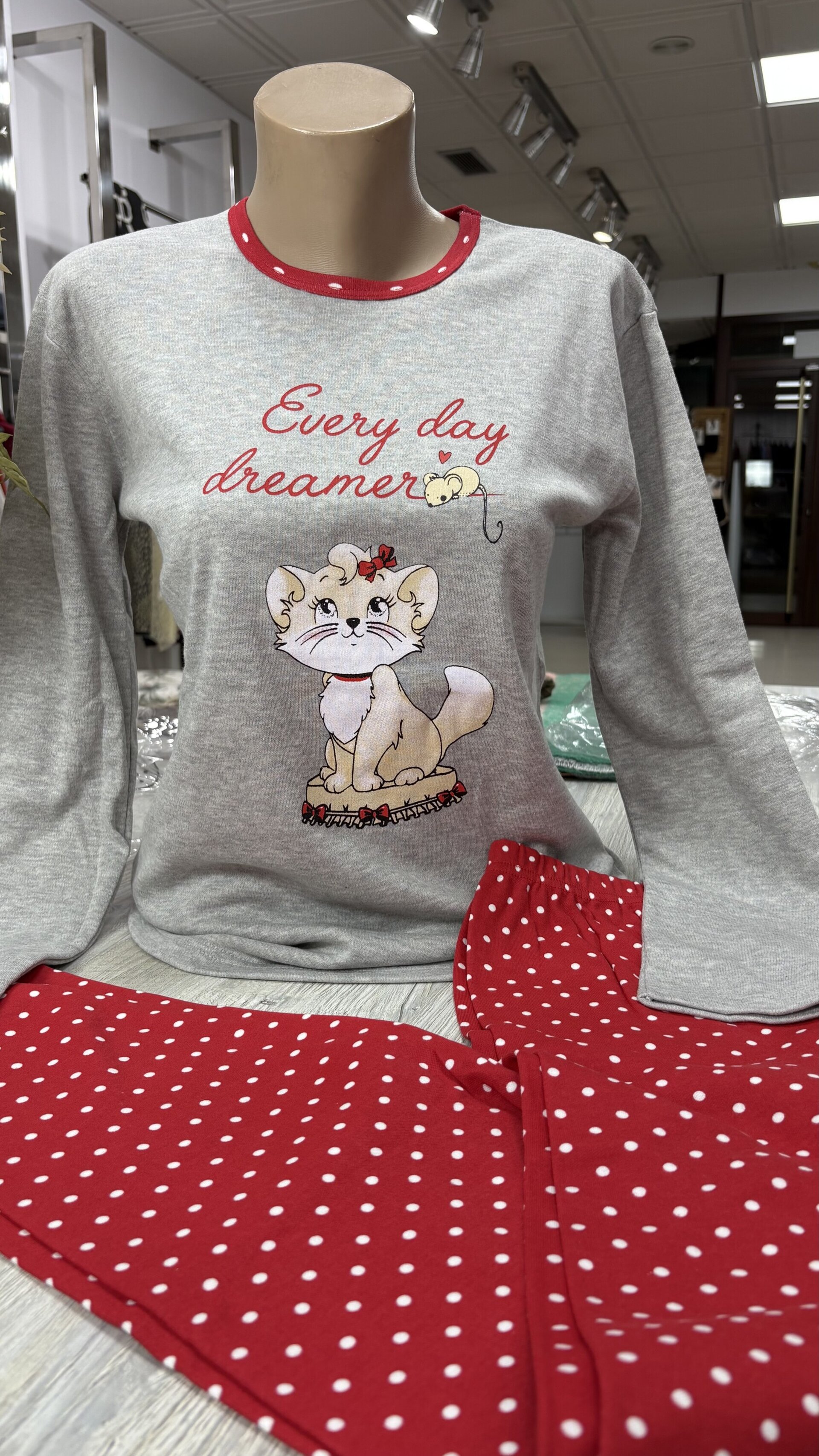 Pijama Gatita Roja - 1