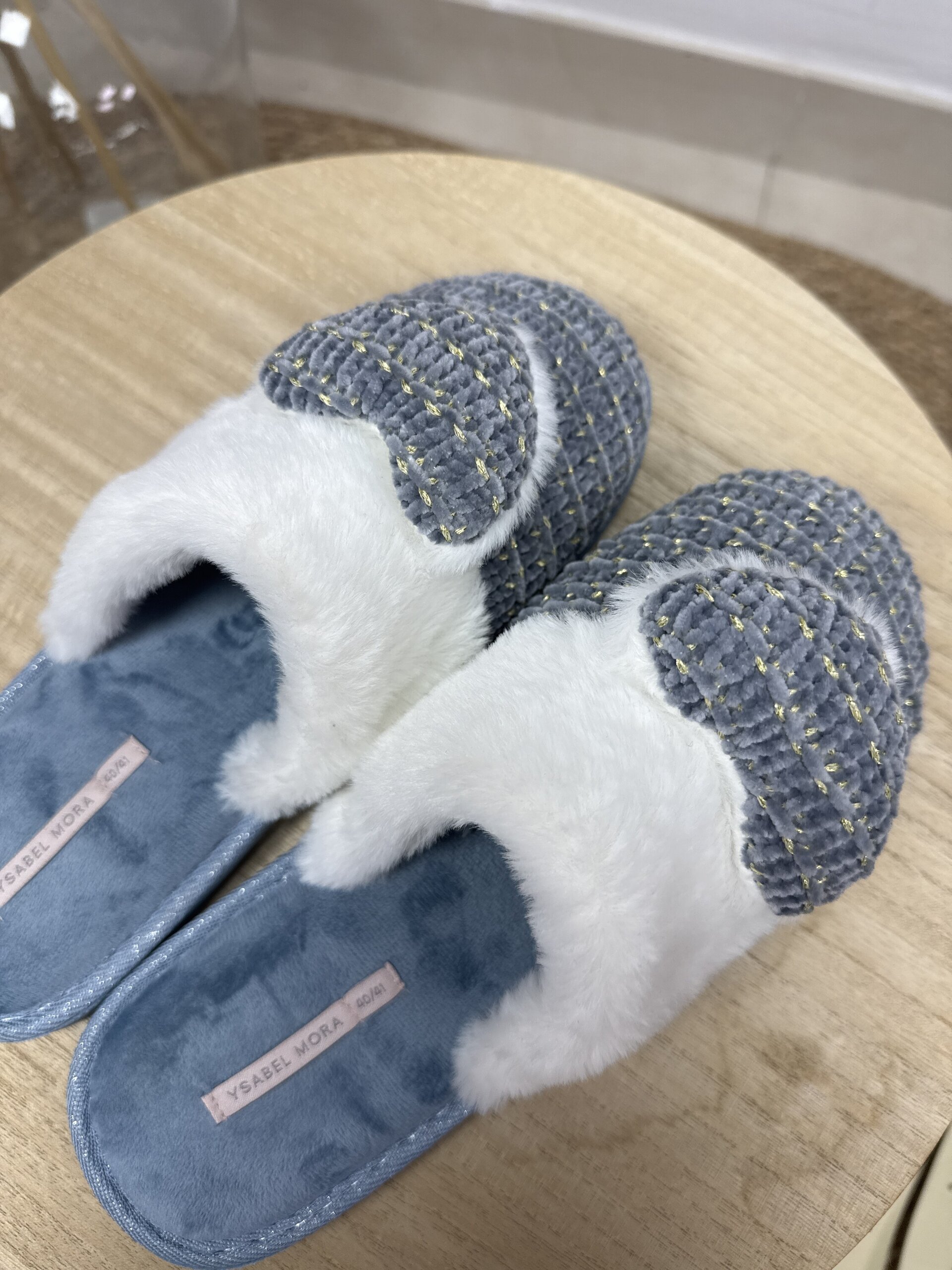 Zapatilla de Casa Corazón Ysabel Mora - 1