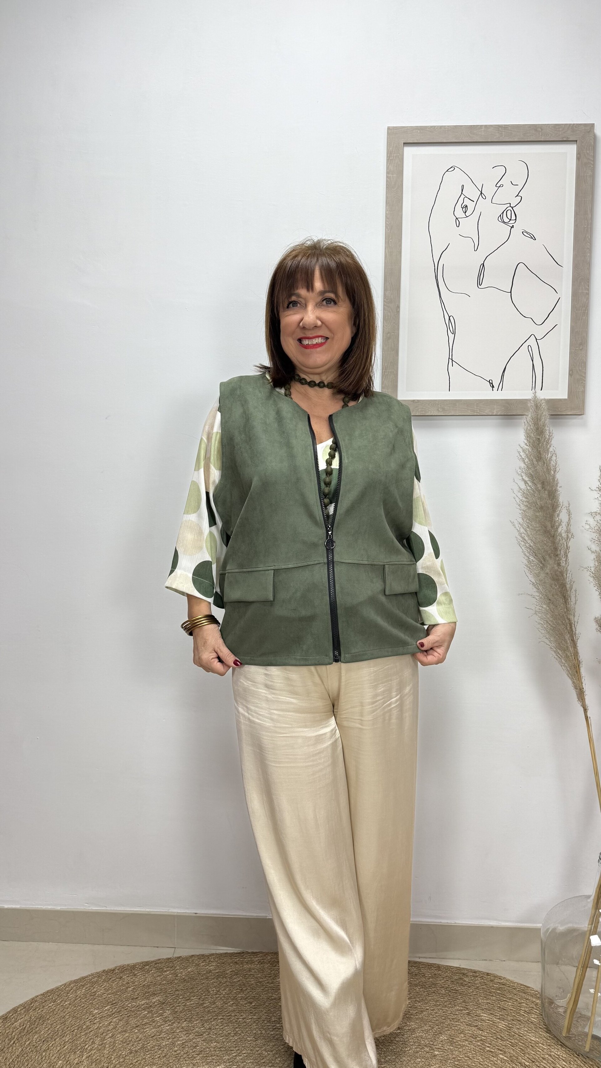 Chaleco Corto Ante Verde - 2