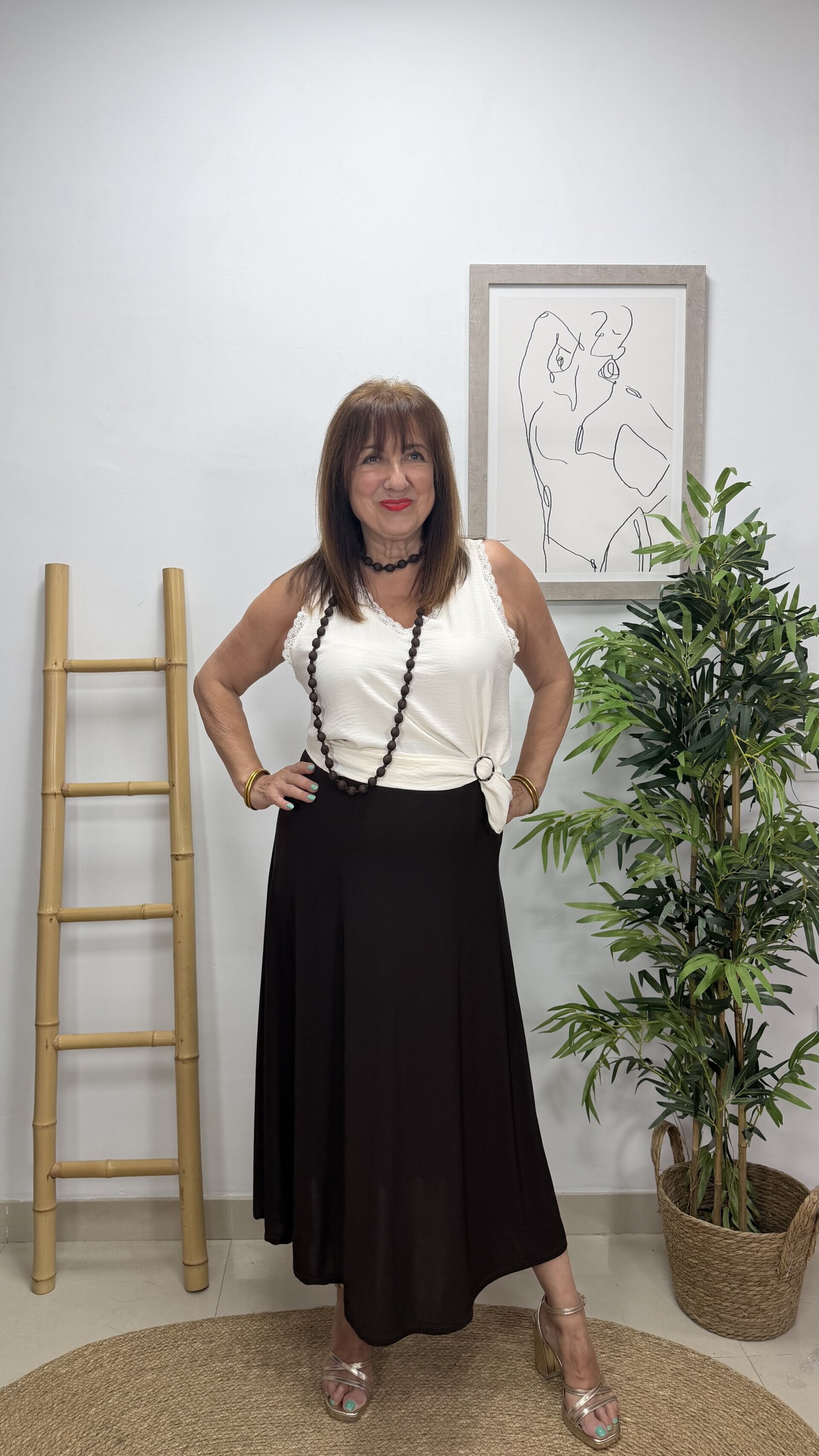Falda Lisa Marrón - 3