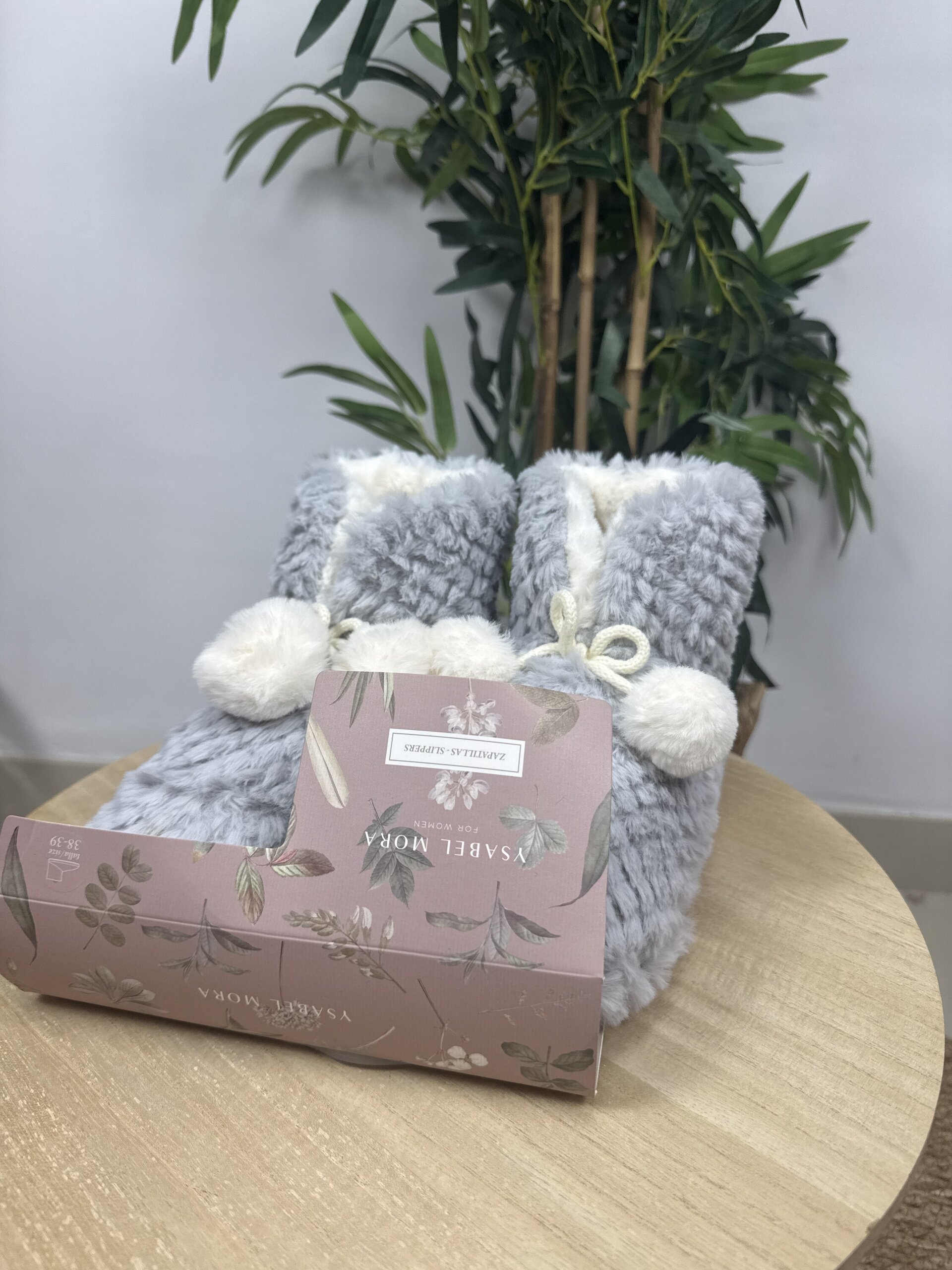 Zapatillas de Casa Tipo Bota Mujer - Ysabel Mora - 2